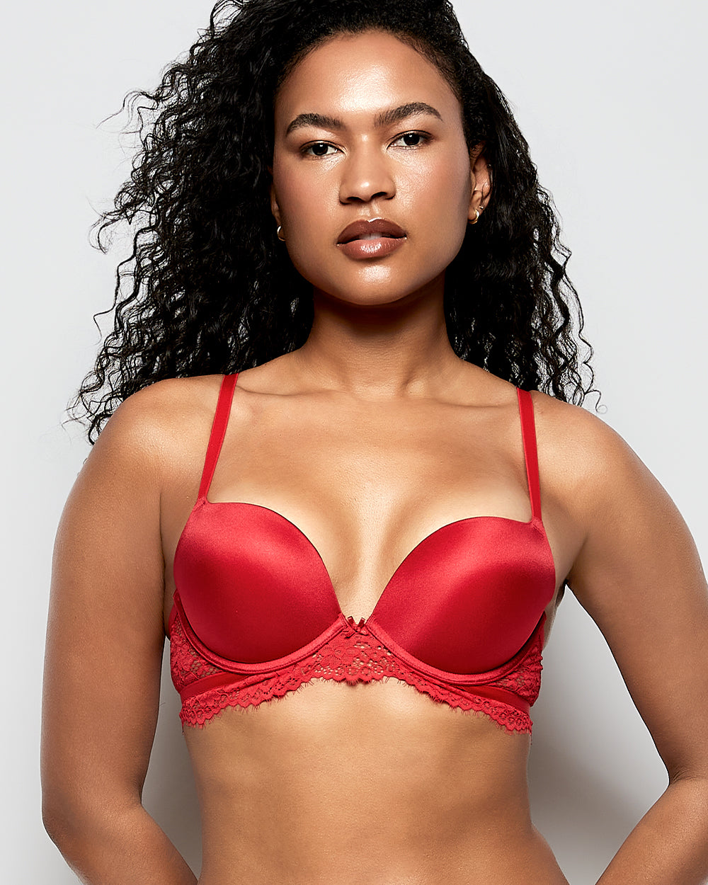 Soutien-gorge pigeonnant avec côté en dentelle rouge cosmo